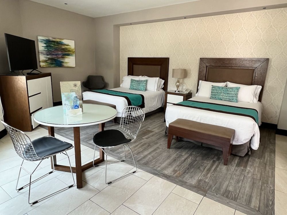 Áurea Hotel & Suites Suite, 2 Double Beds, Kitchenette 4