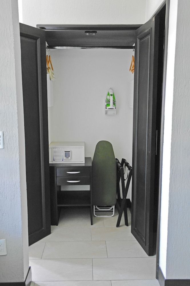 Áurea Hotel & Suites Suite, 2 Double Beds, Kitchenette 11