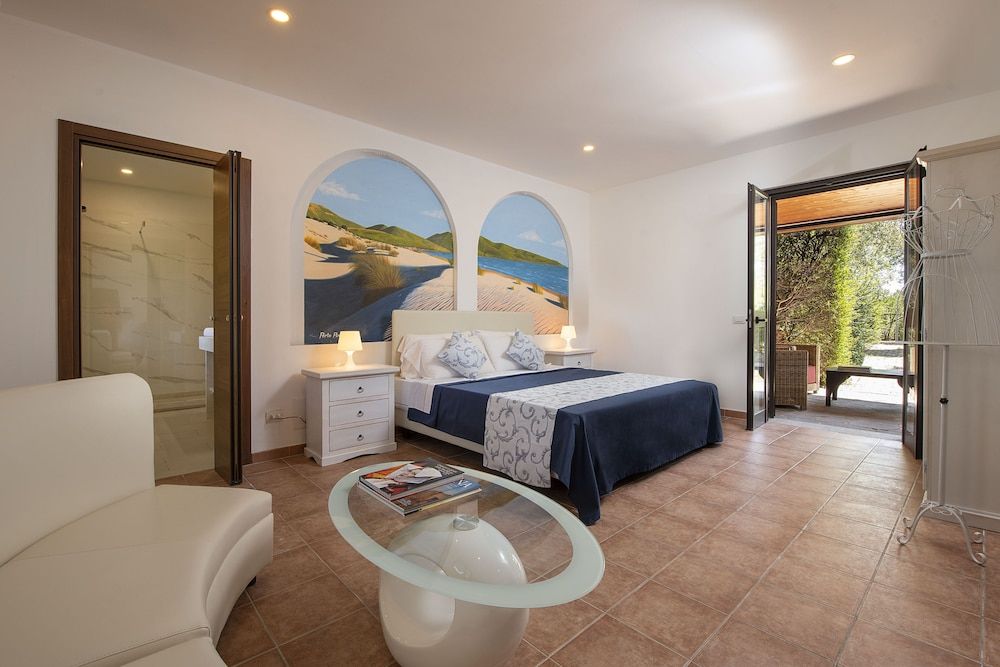 Junior Suite, 2 Bedrooms, 2 Bathrooms, Annex Building
