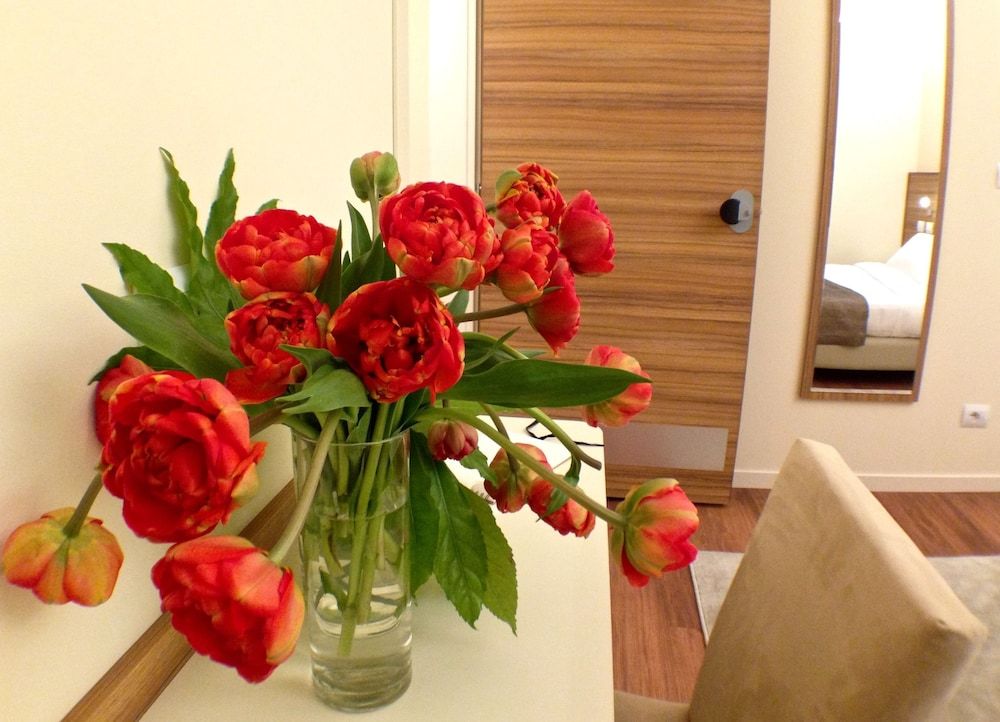 Hotel Forum Twin Room, 2 Twin Beds 9