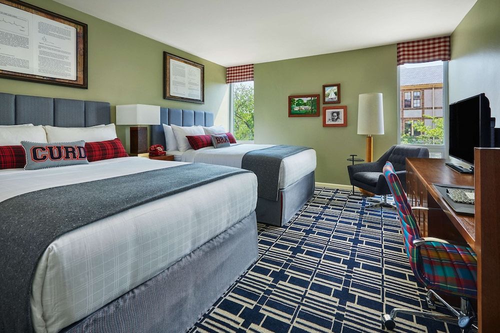 Graduate by Hilton Madison Room, 2 Queen Beds 2