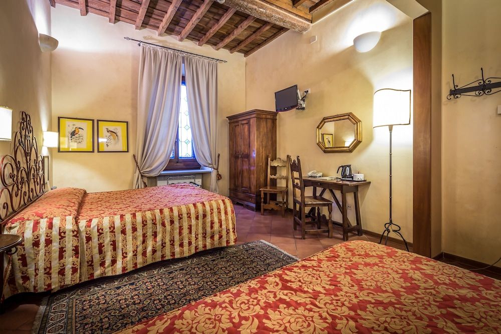 undefined Hotel Marios 3