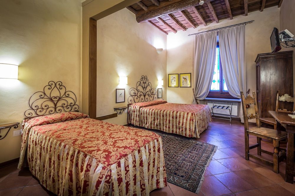 undefined Hotel Marios 5