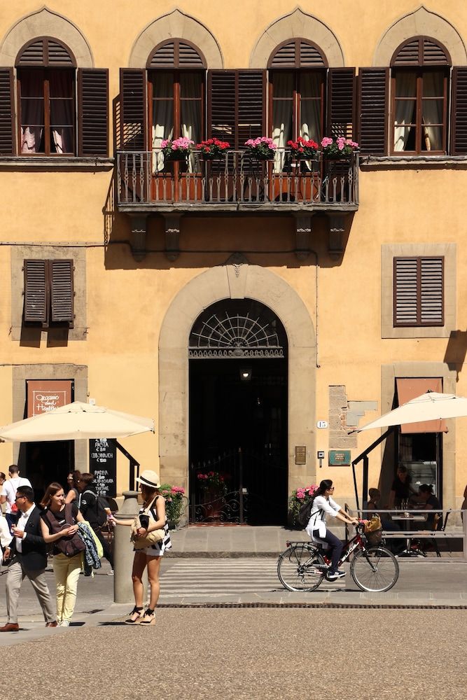 undefined Piazza Pitti Palace 6
