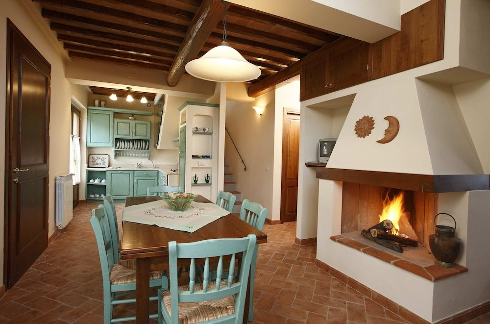 undefined Castel di Pugna 5