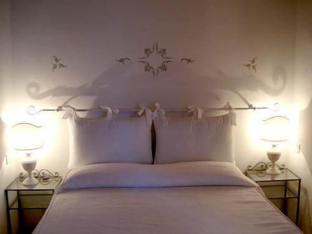 Castel di Pugna Double Room 3