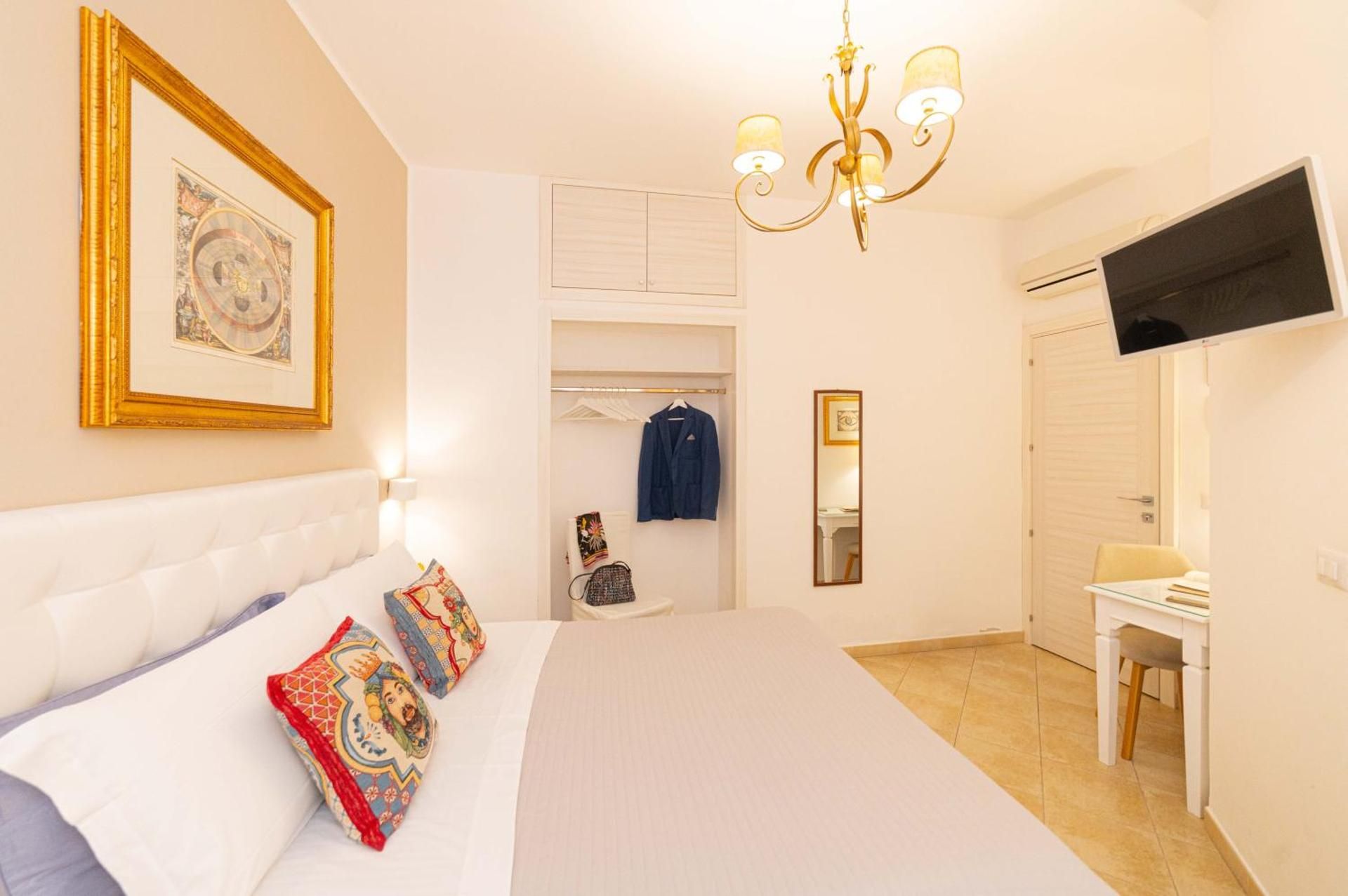 Bed and Breakfast Dionisio Three-Bedroom Apartment 3