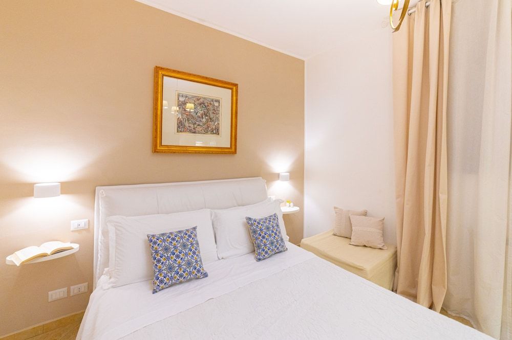 Bed and Breakfast Dionisio Classic Double or Twin Room 6