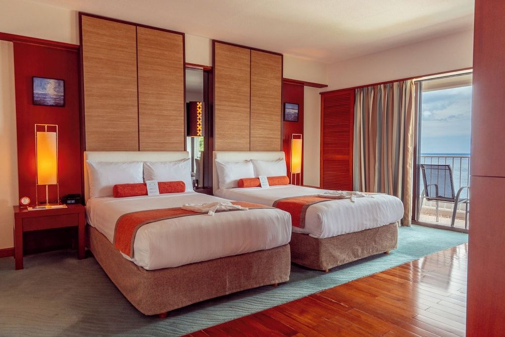 Hotel Nikko Guam Ocean Front Premier Suite with Lounge access (Breakfast at Restaurant, includes child) 3