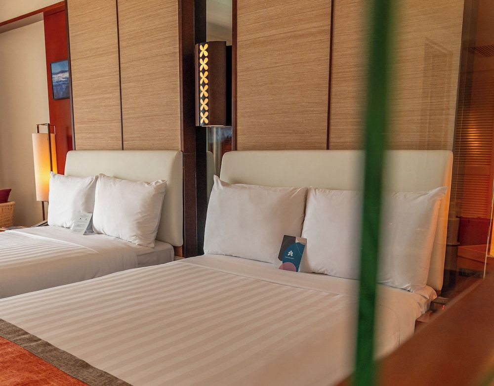 Hotel Nikko Guam NYE Nikko Fireworks Guaranteed View (Ocean Front Upper Floor Guaranteed) 2