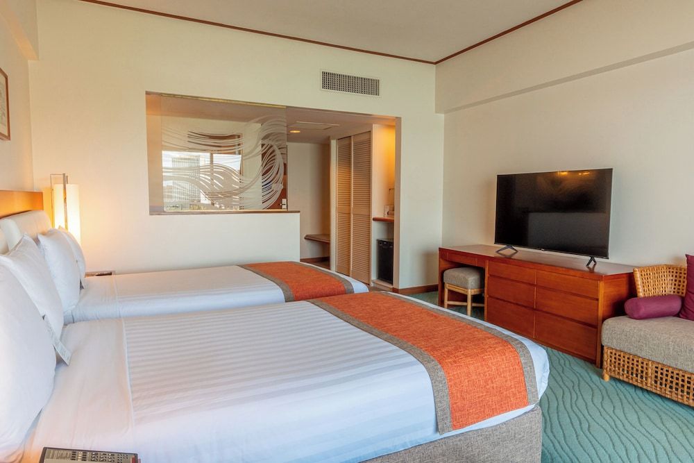 Hotel Nikko Guam Ocean Front Twin Room 3