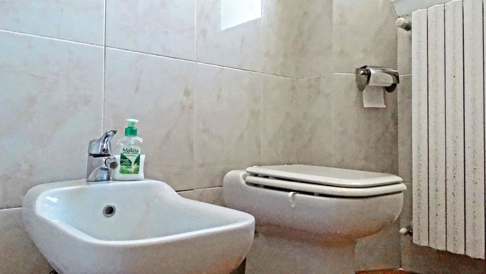 La Campanella Guesthouse Single Room, Shared Bathroom 5