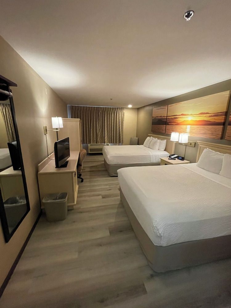 Efficiency, Standard Room, 2 Queen Beds