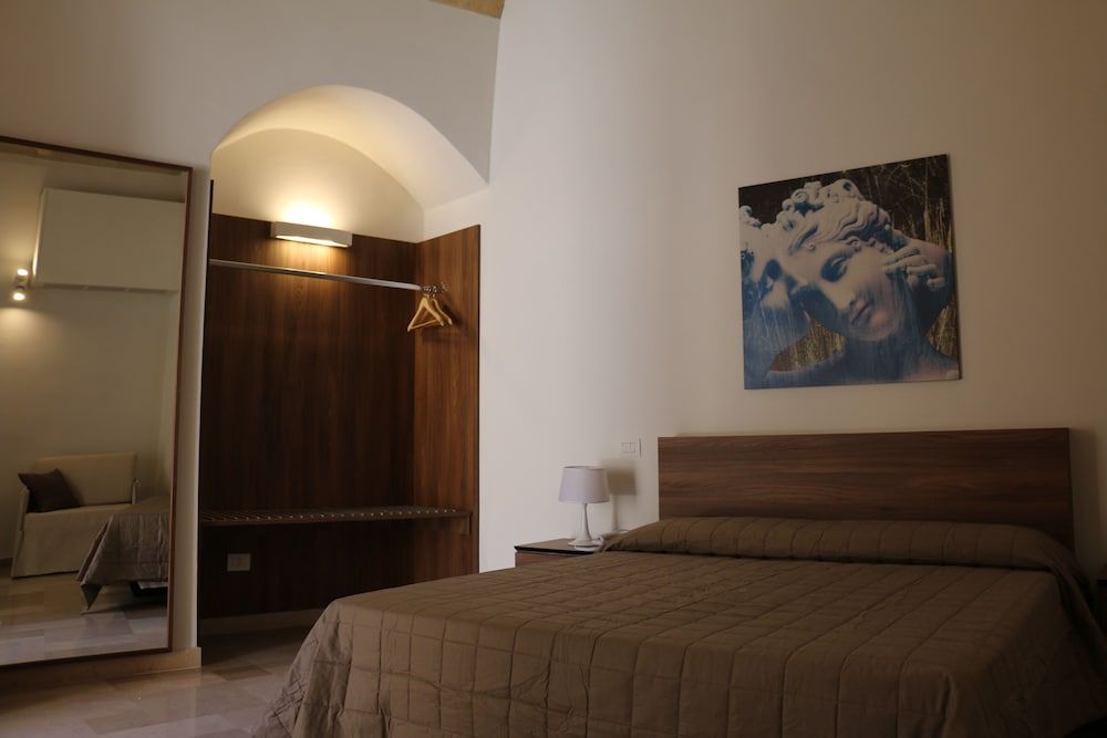 Albergo del Sedile Deluxe Room, Private Bathroom, Annex Building (Via Gradoni Municipio)