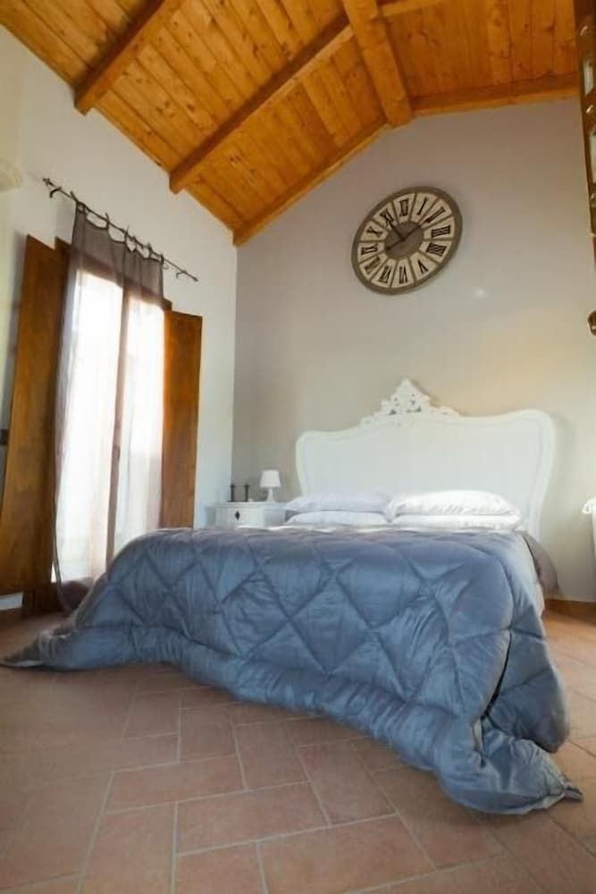 Il Casale del Giglio Basic Double Room 4