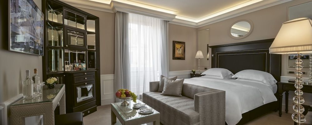 undefined Hassler Roma 3