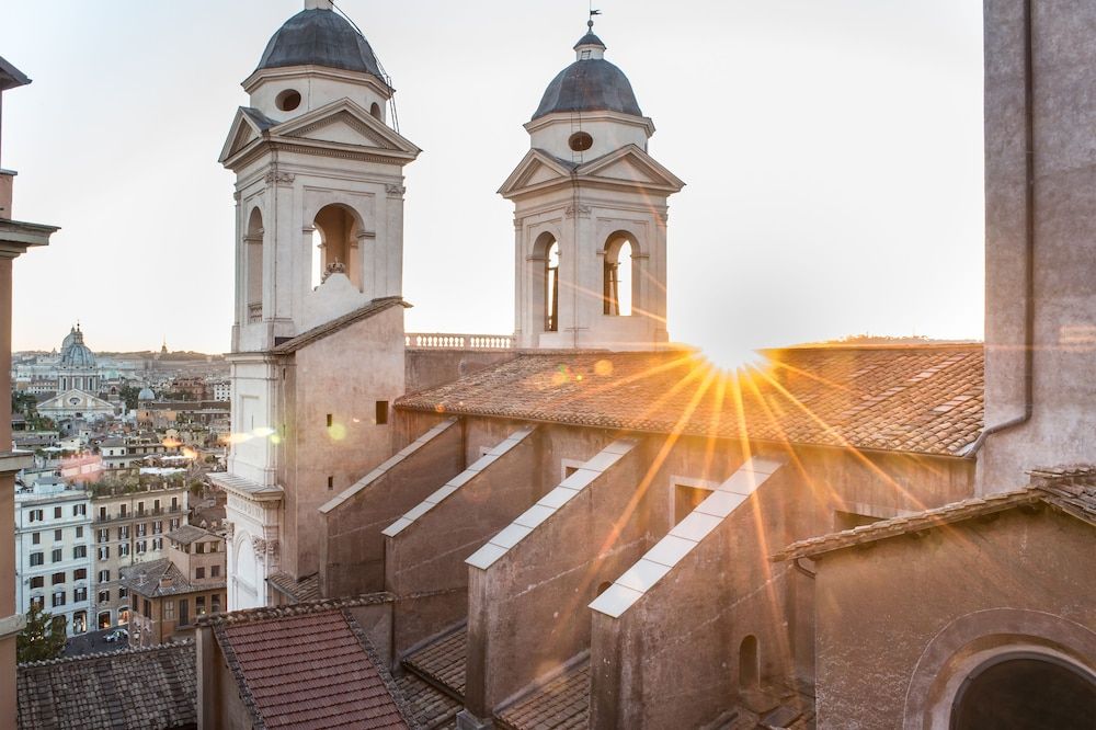 undefined Hassler Roma 6