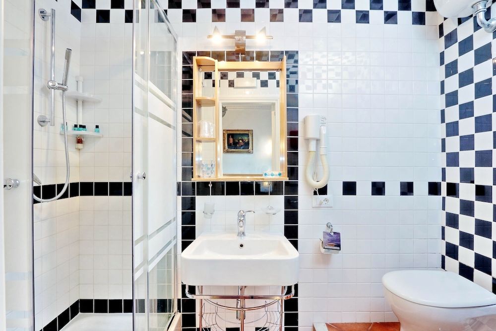 Sonnino Suite Panoramic Double Room 14