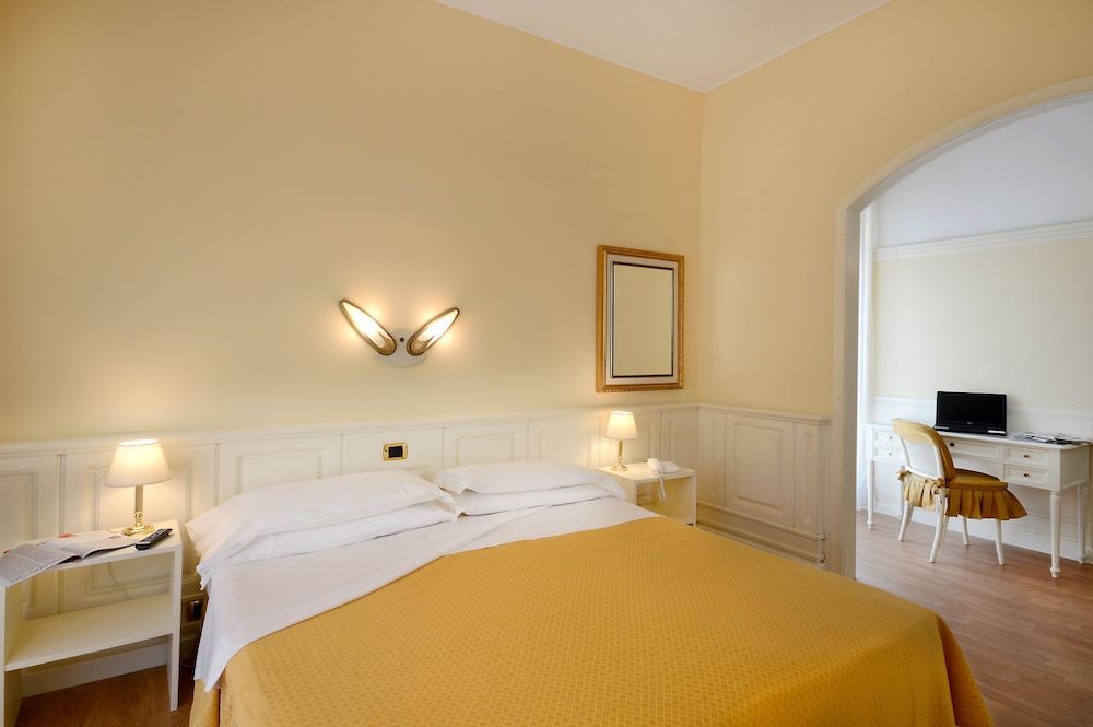 Ambasciatori Palace
