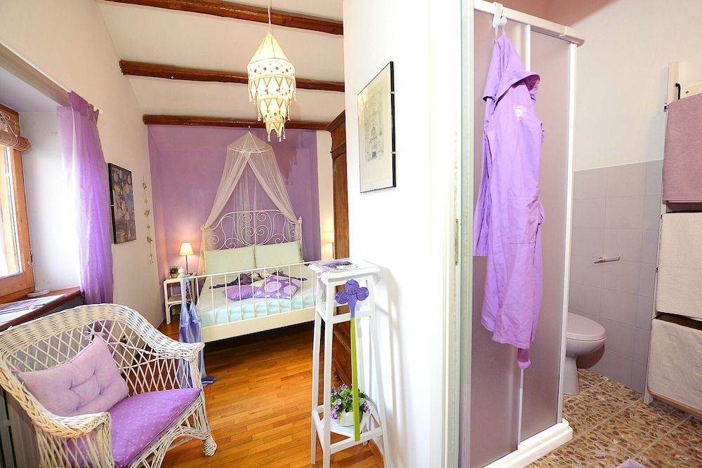 B&B Glicine Economy Double Room 8