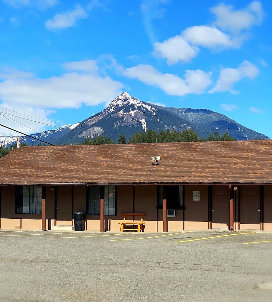 Deluxe Room, 1 Queen Bed, Mountain View