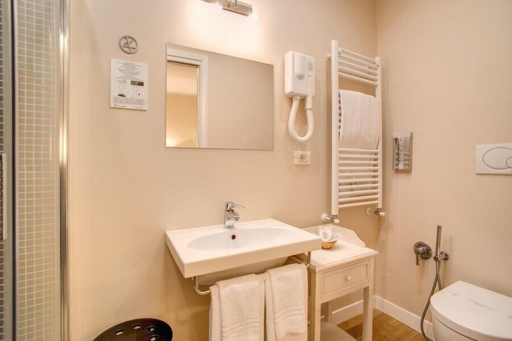 undefined Residenza Dei Gracchi 9