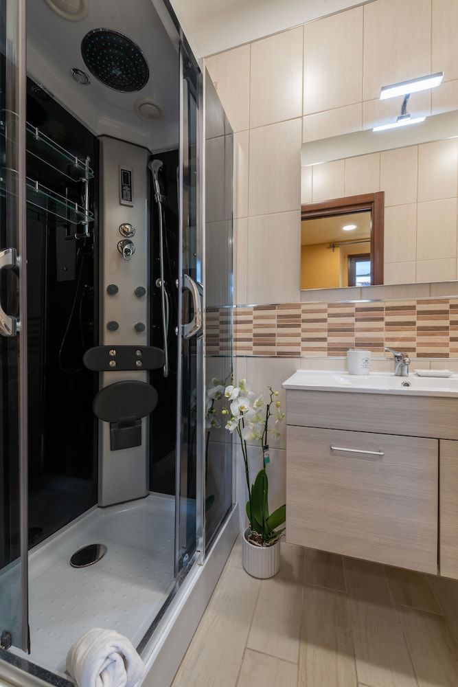 Economy Single Room