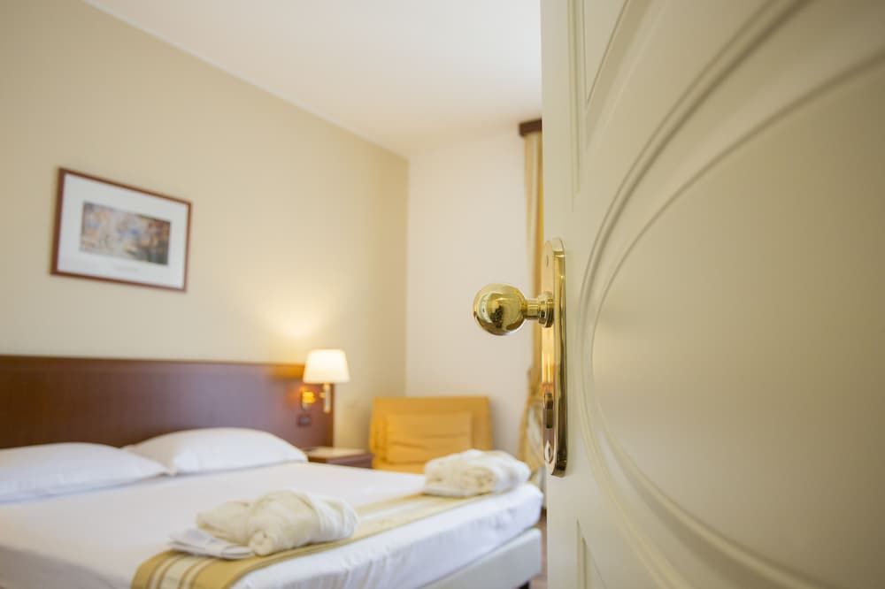 Hotel Europa Double or Twin Room 2