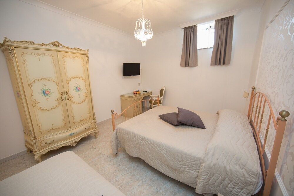 Hotel Imperiale Standard Triple Room 2