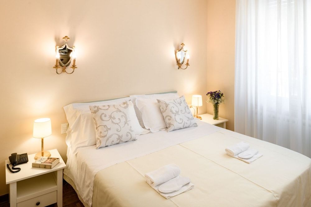 Hotel Continental Double Room Single Use 3