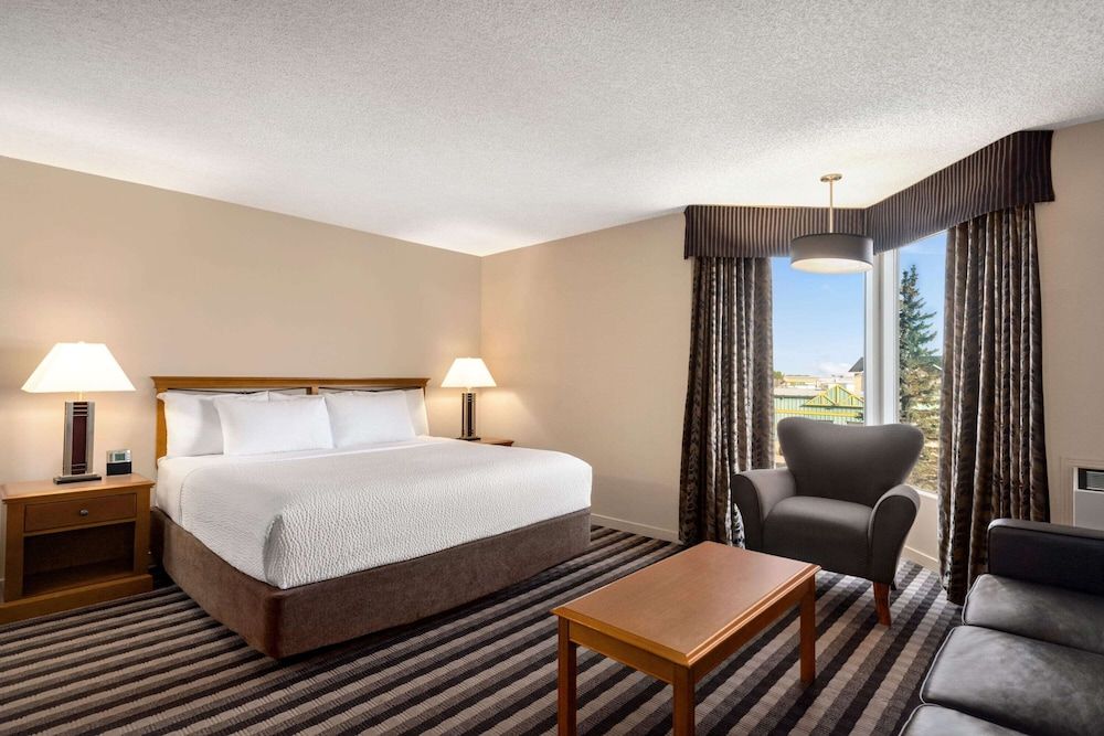 Studio Suite, 1 King Bed, Non Smoking