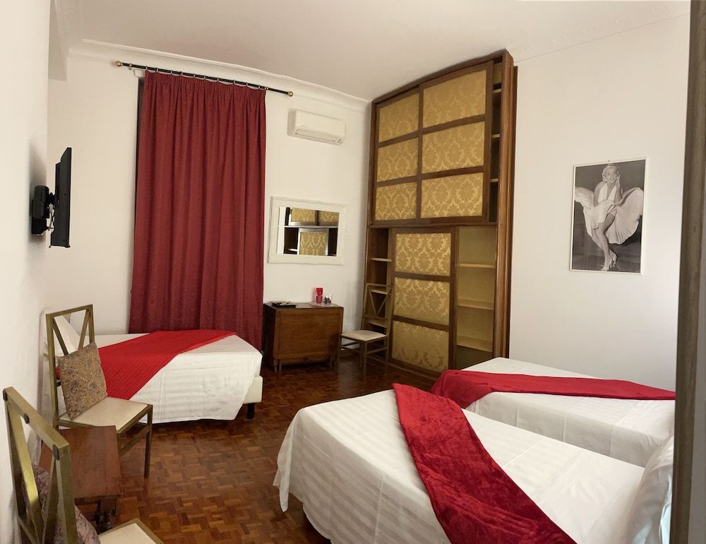 undefined A Star Inn 9