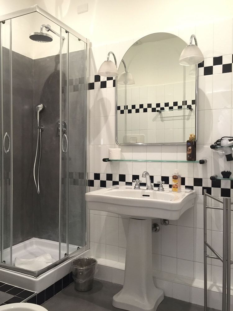 A Star Inn Standard Double Room 7