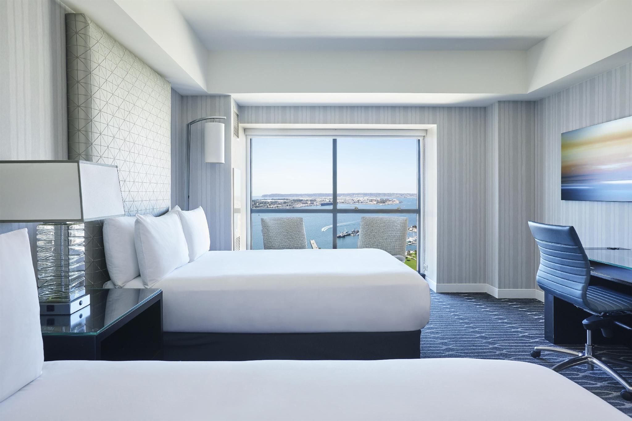 2 Double Beds Bay View