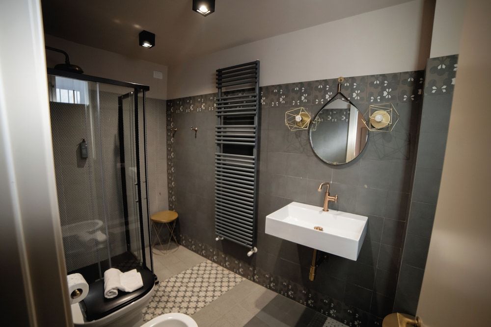 La Fonderia Firenze Family Room, Garden View 15