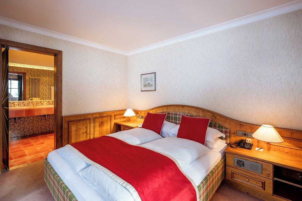 Deluxe Triple Room, 1 Double Bed with Sofa bed, Balcony