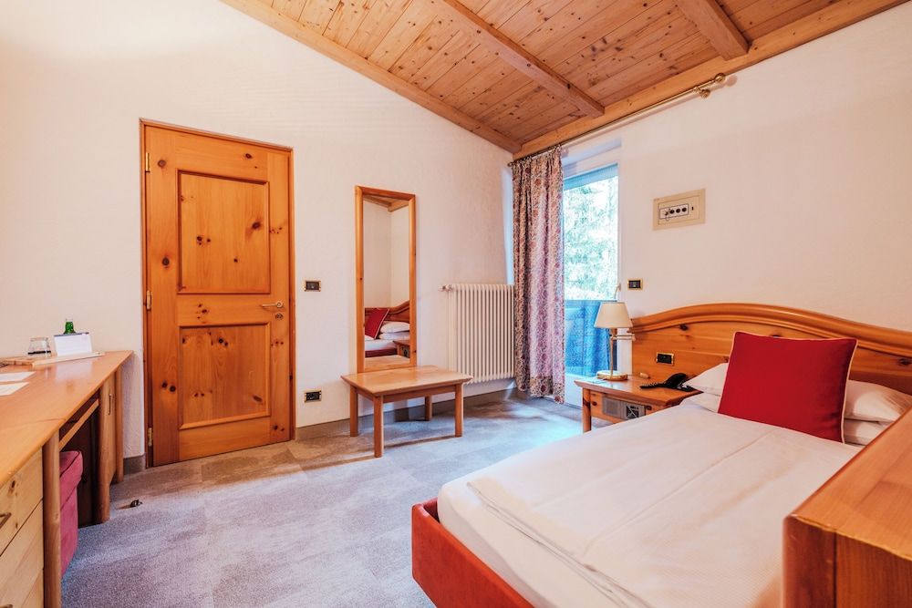 Basic Single Room, 1 Twin Bed
