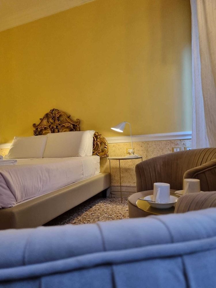 undefined Casa Alla Fenice 4