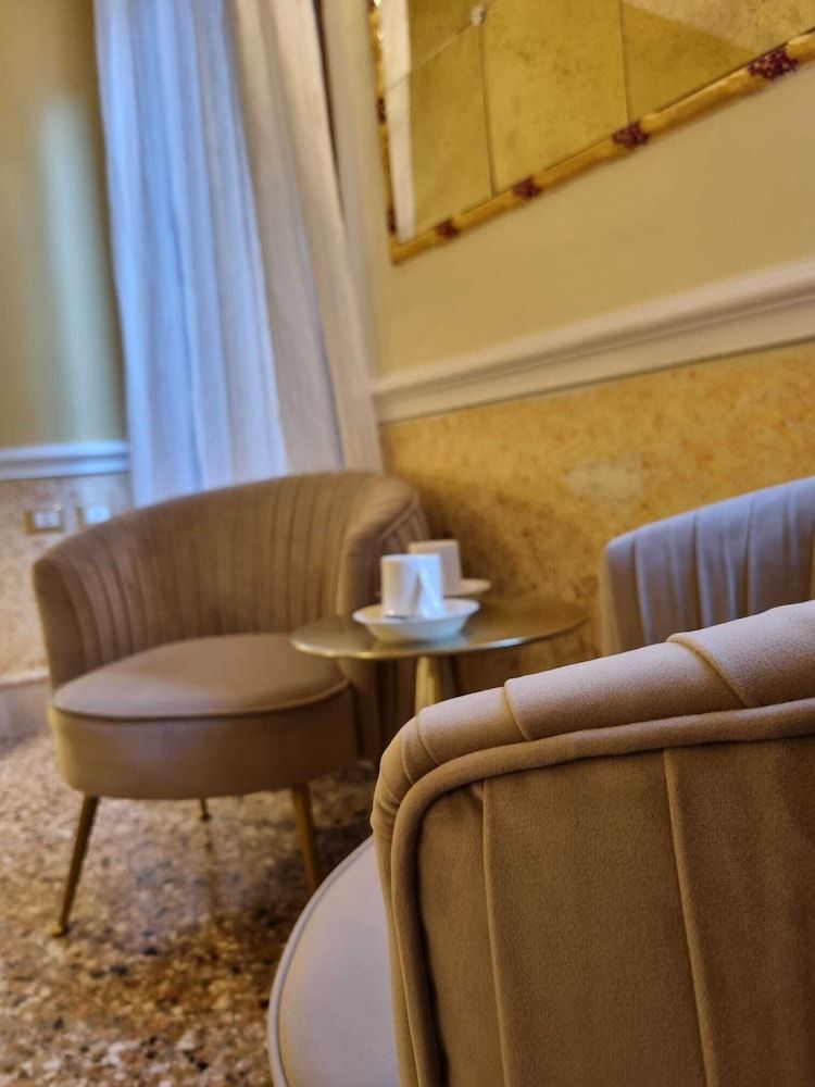 undefined Casa Alla Fenice 10