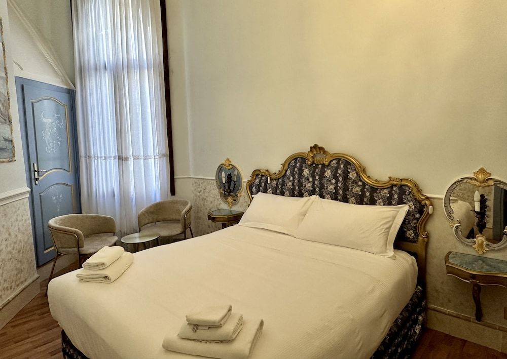 undefined Casa Alla Fenice 3