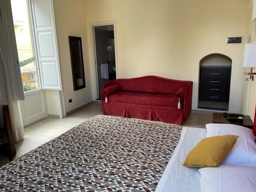 undefined Blurooms 4