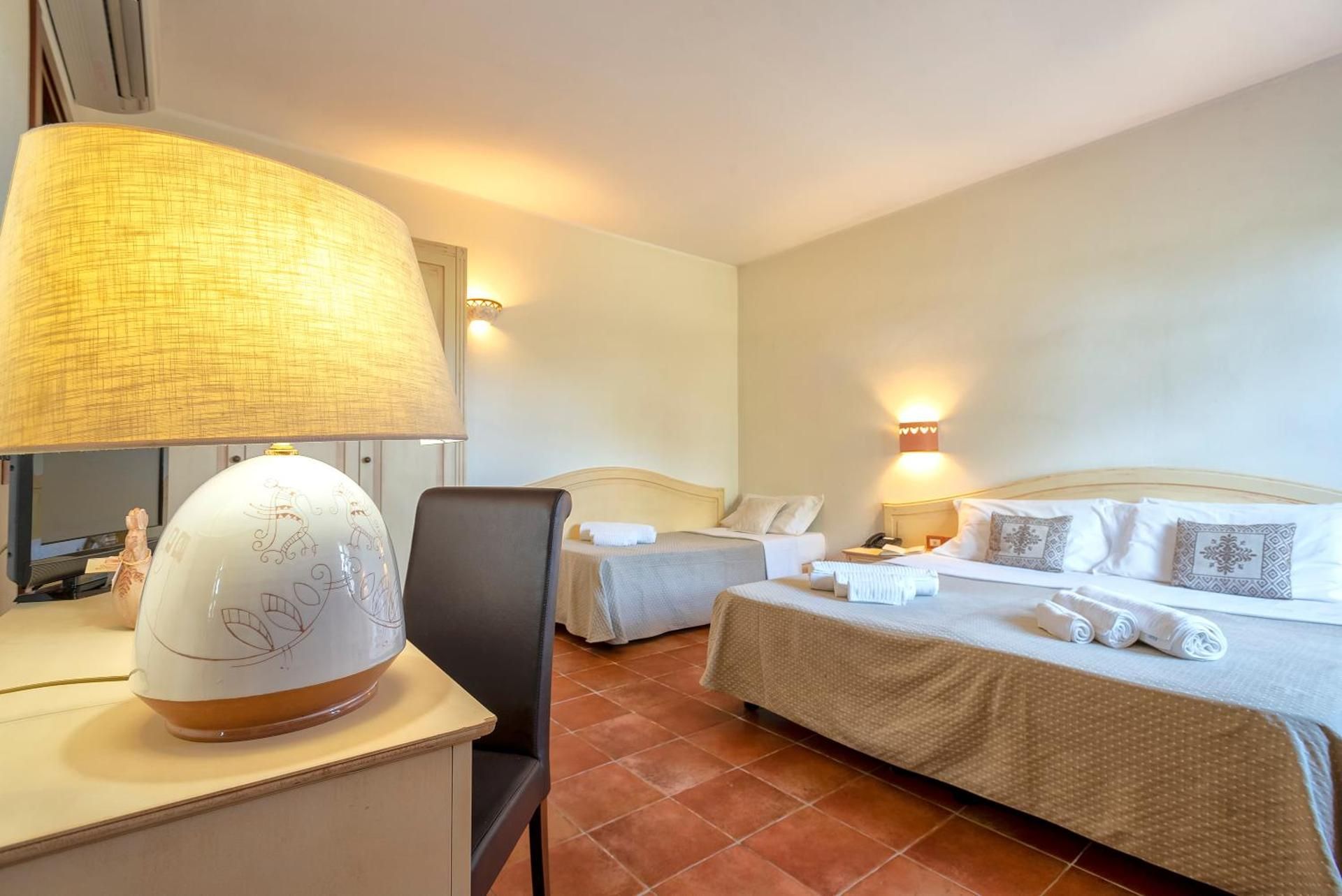 Deluxe Triple Room