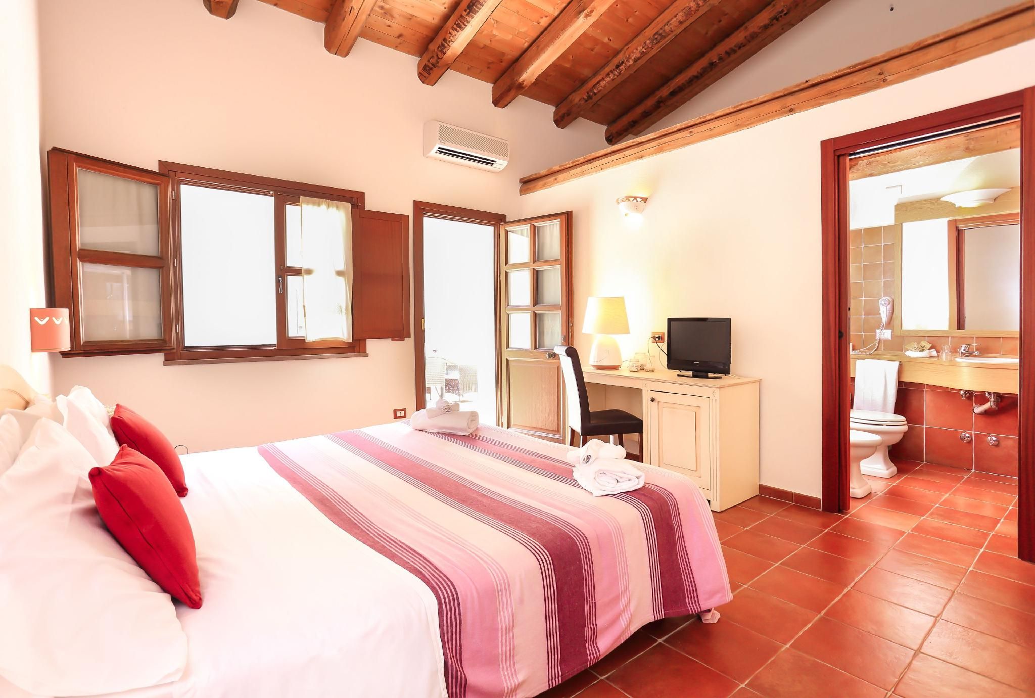 Classic Double Room