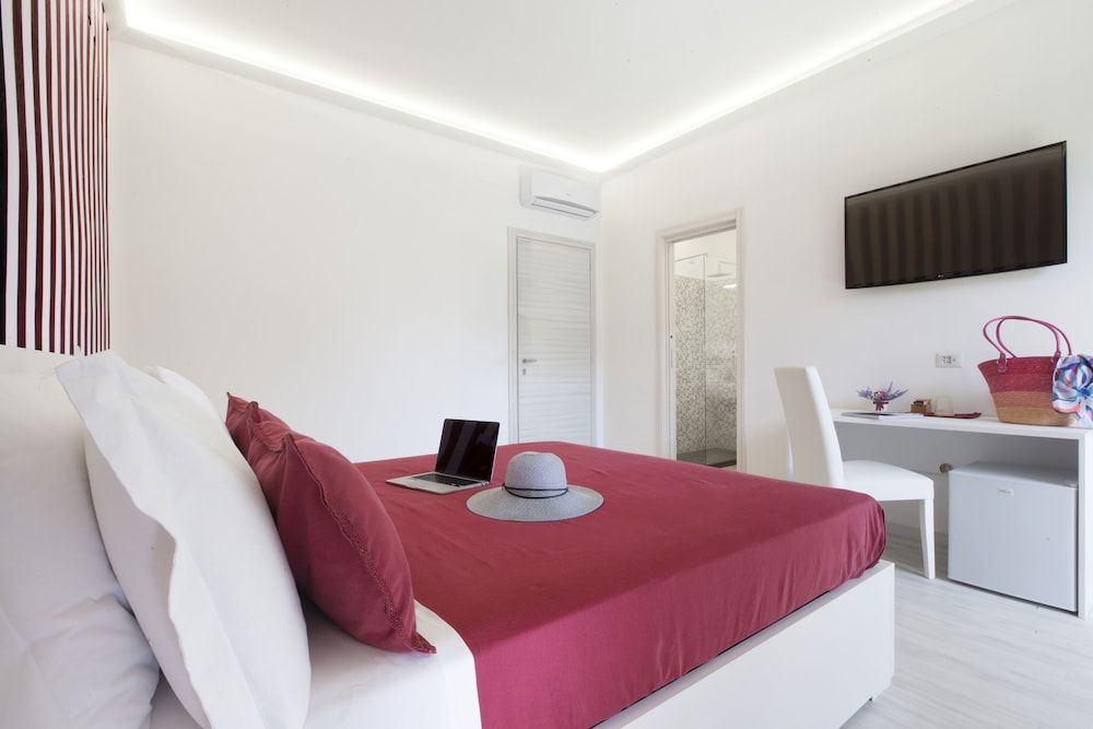 Villa Iolanda Standard Double Room, Balcony, Garden View