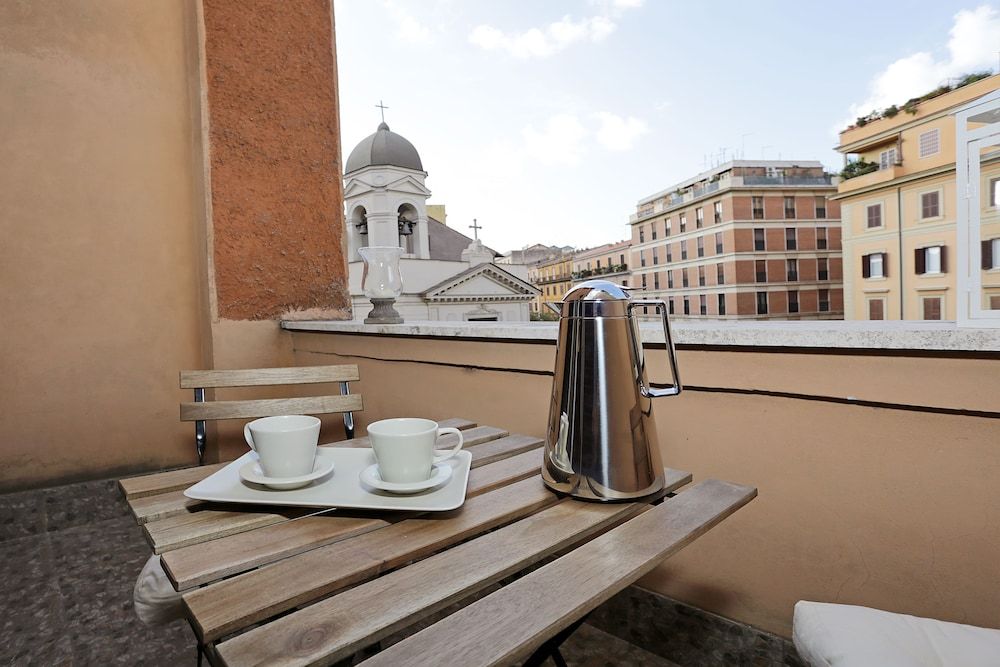 Room Service - Dining