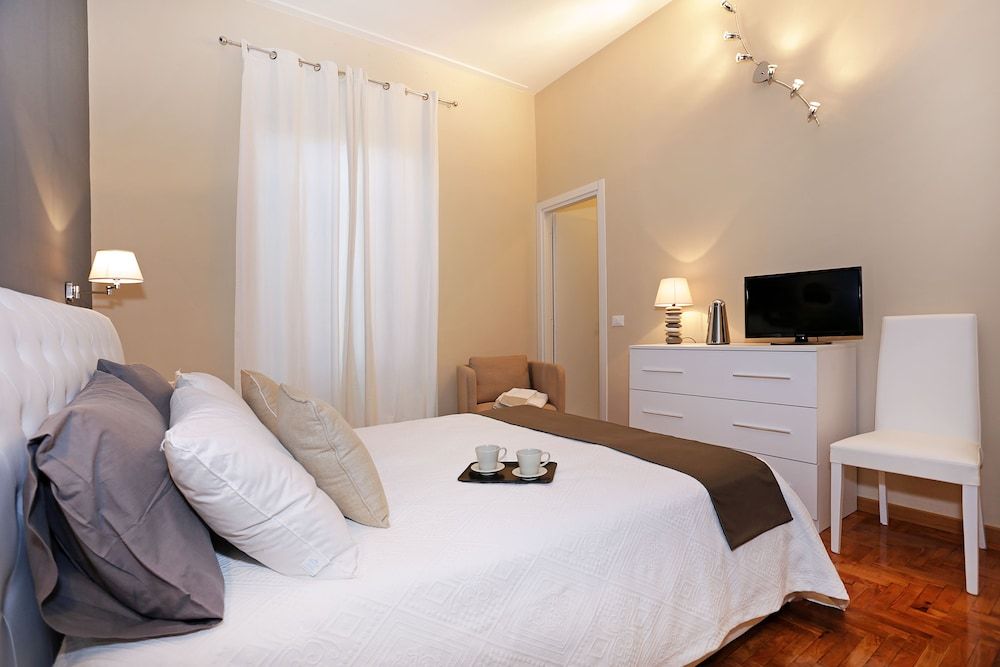 undefined San Vito Suites 8