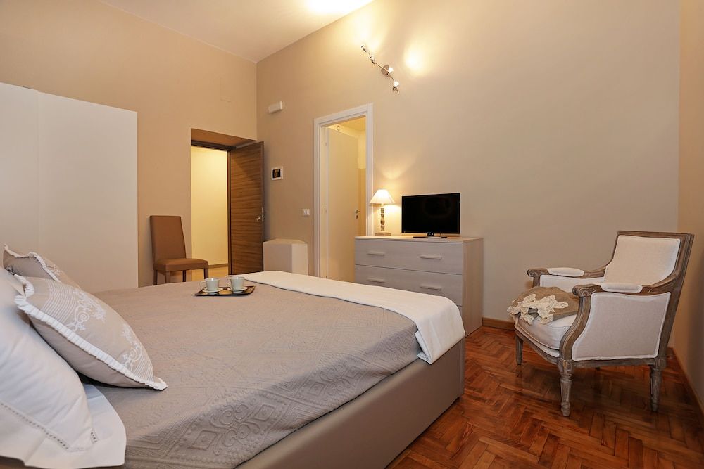 undefined San Vito Suites 10