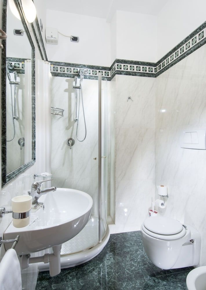 Hotel Le Querce Superior Double Room Single Use 4