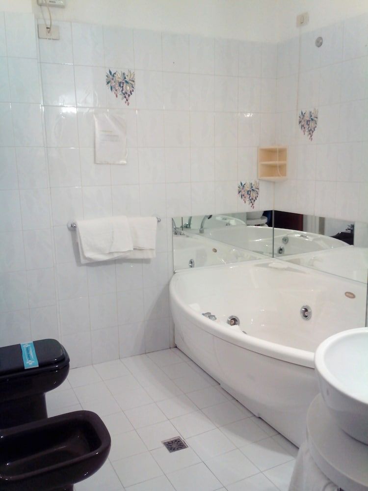 Albergo Niki Economy Double Room 6