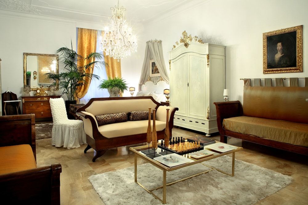 Arnaboldi Palace Junior Studio Suite, Hot Tub 2